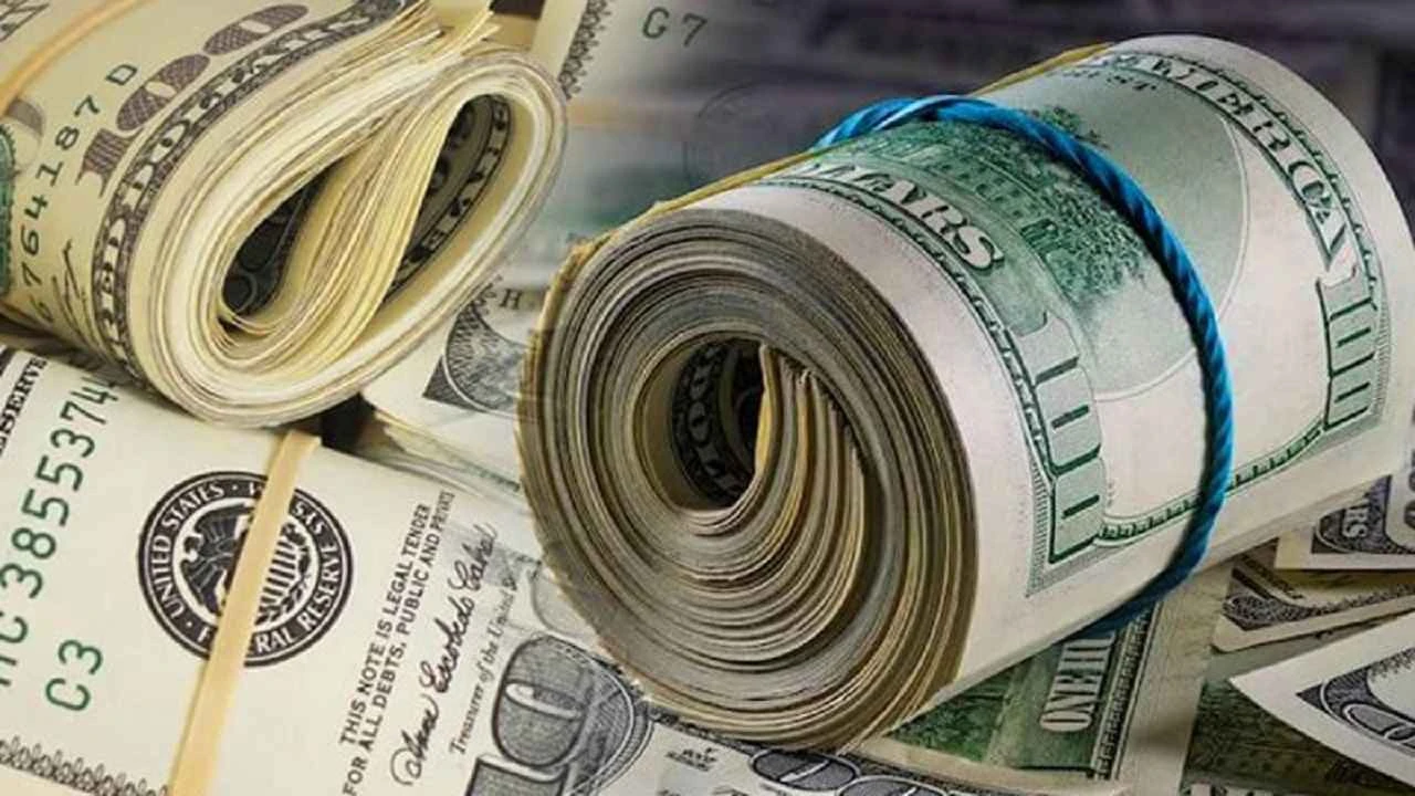 রেমিট্যান্সের পালে হাওয়া, ১৯ দিনেই ২ বিলিয়ন ডলার ছাড়াল