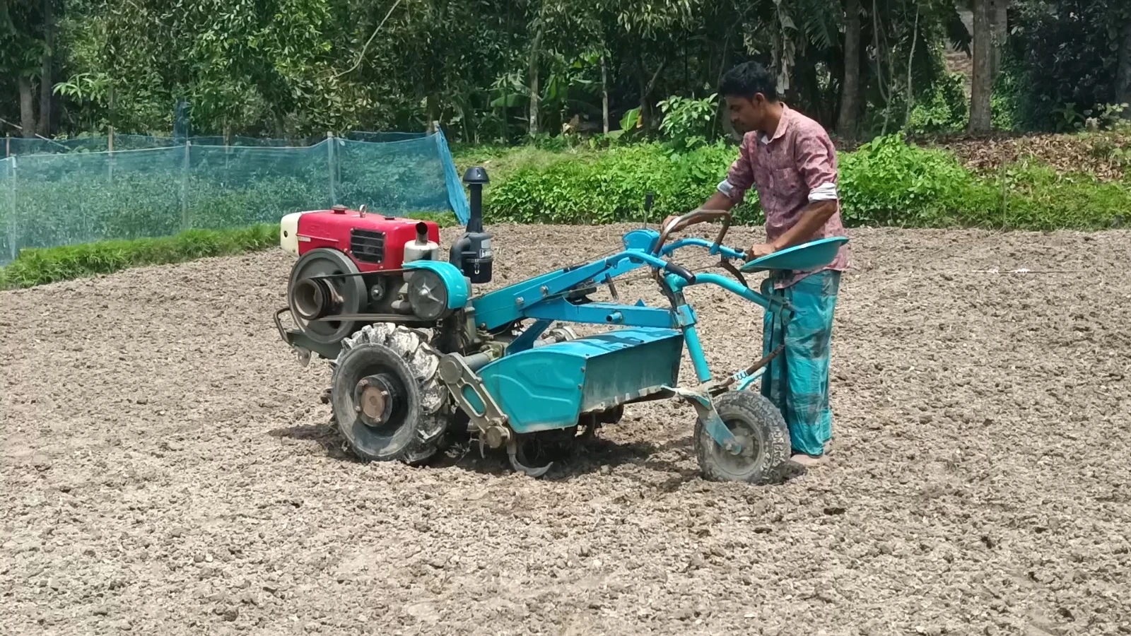 মৌলভীবাজারে জ্বালানি-শ্রমিক সংকটে লাভের মুখ দেখবেন কি না, দুশ্চিন্তায় কৃষক