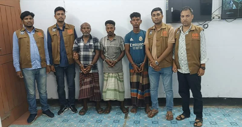 নিয়ামতপুরে চার খুন: রহস্য উদঘাটন, গ্রেপ্তার ৩, আদালতে স্বীকারোক্তি