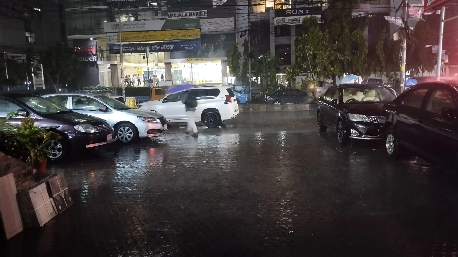 রাজধানীতে স্বস্তির বৃষ্টি