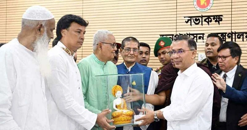 প্রধানমন্ত্রীর সঙ্গে বৌদ্ধ সম্প্রদায়ের নেতাদের সাক্ষাৎ