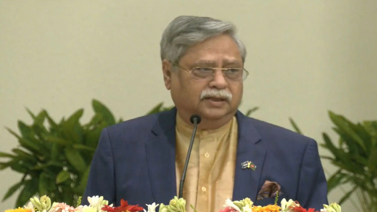 দীর্ঘ অপশাসনের পর নতুন সরকারের কাছে চাওয়া বেশি: রাষ্ট্রপতি