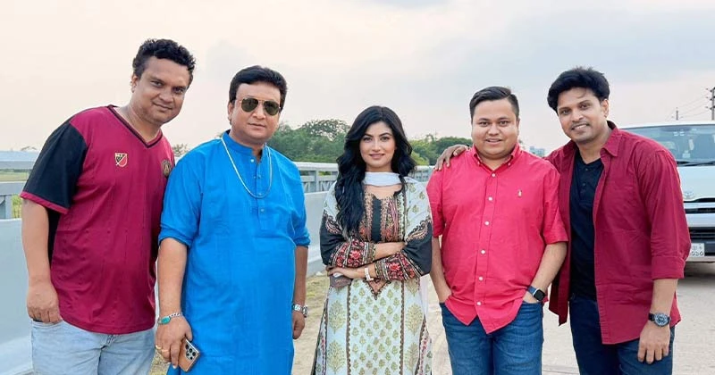 ঈদে আসছে একক নাটক ‘হিয়ার মাঝে’