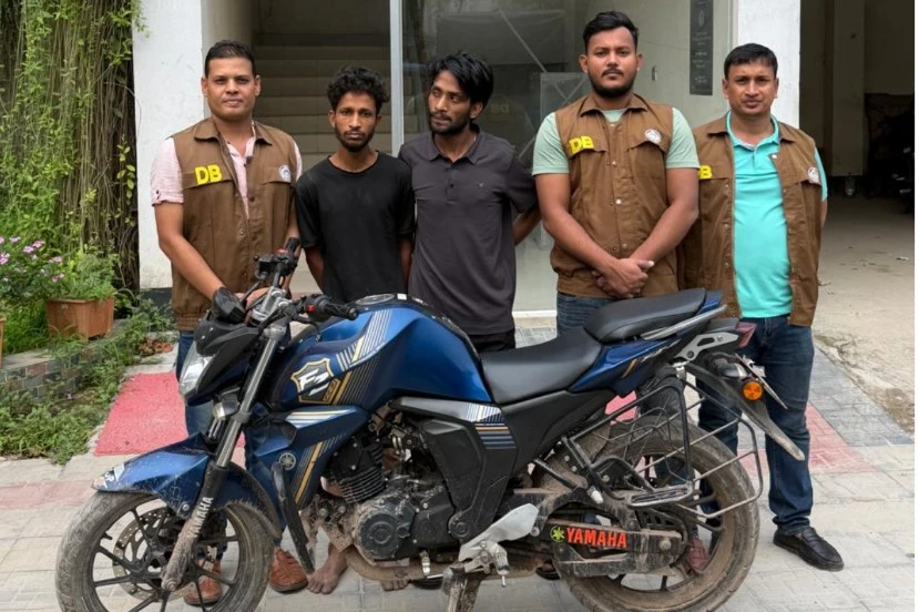 নরসিংদীতে মোটরসাইকেল চোর চক্রের ২ সদস্য গ্রেপ্তার, উদ্ধার ৩টি বাইক