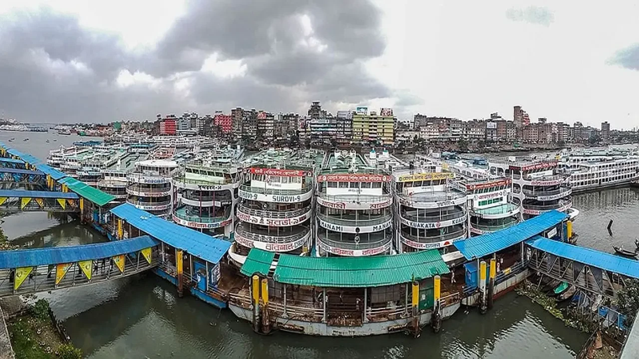 বাসের পর এবার বাড়ল লঞ্চের ভাড়া