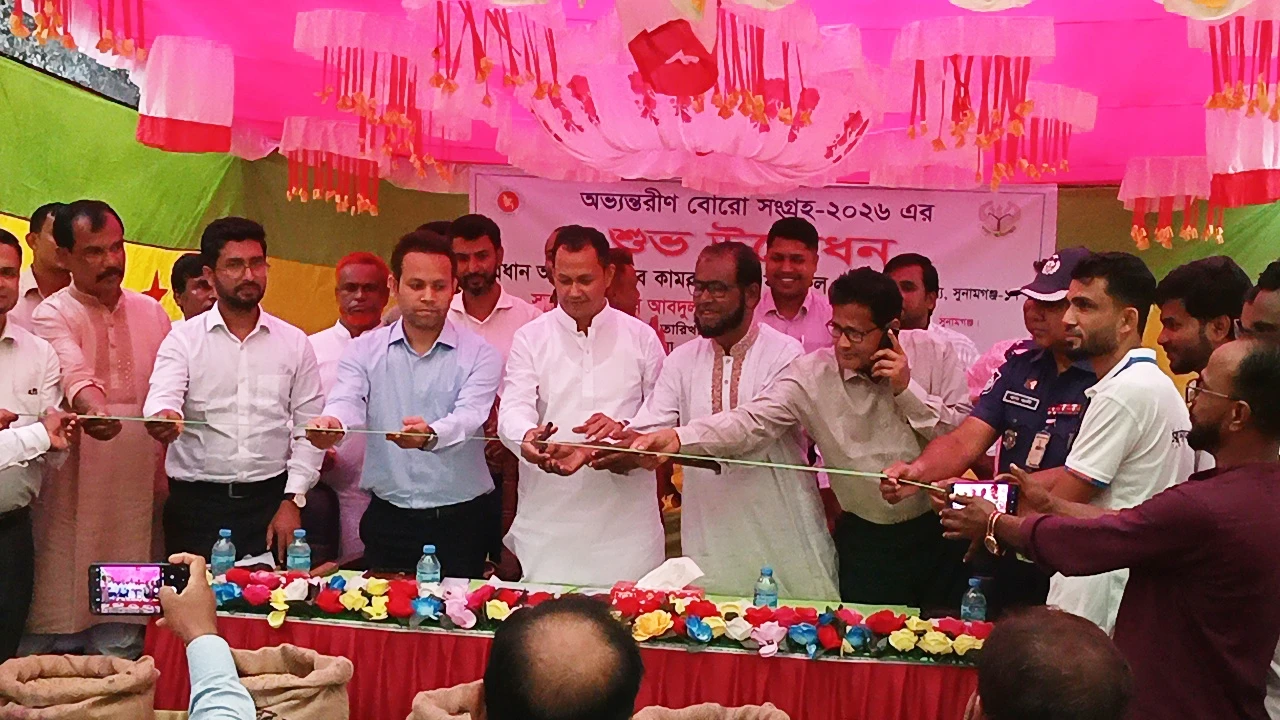 ধান সংগ্রহে অনিয়ম করলে পদও থাকবে না, চেয়ারও থাকবে না: এমপি কামরুল