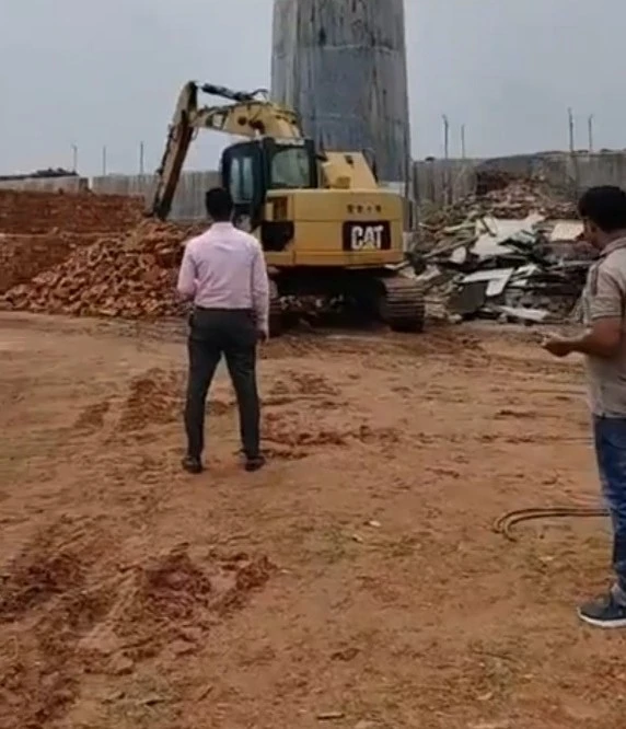 তারাগঞ্জে অবৈধ ইটভাটা গুড়িয়ে দিলো প্রশাসন