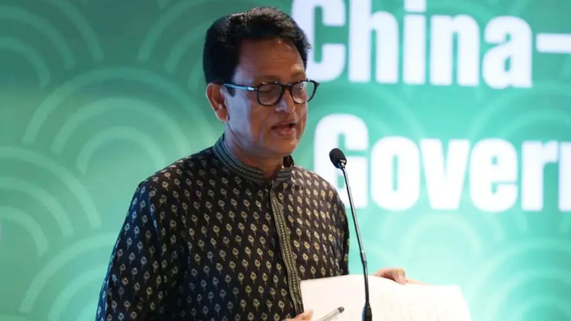 চীন-বাংলাদেশ সম্পর্কের মূল সেতুবন্ধ হবে শিক্ষা: এহছানুল হক মিলন