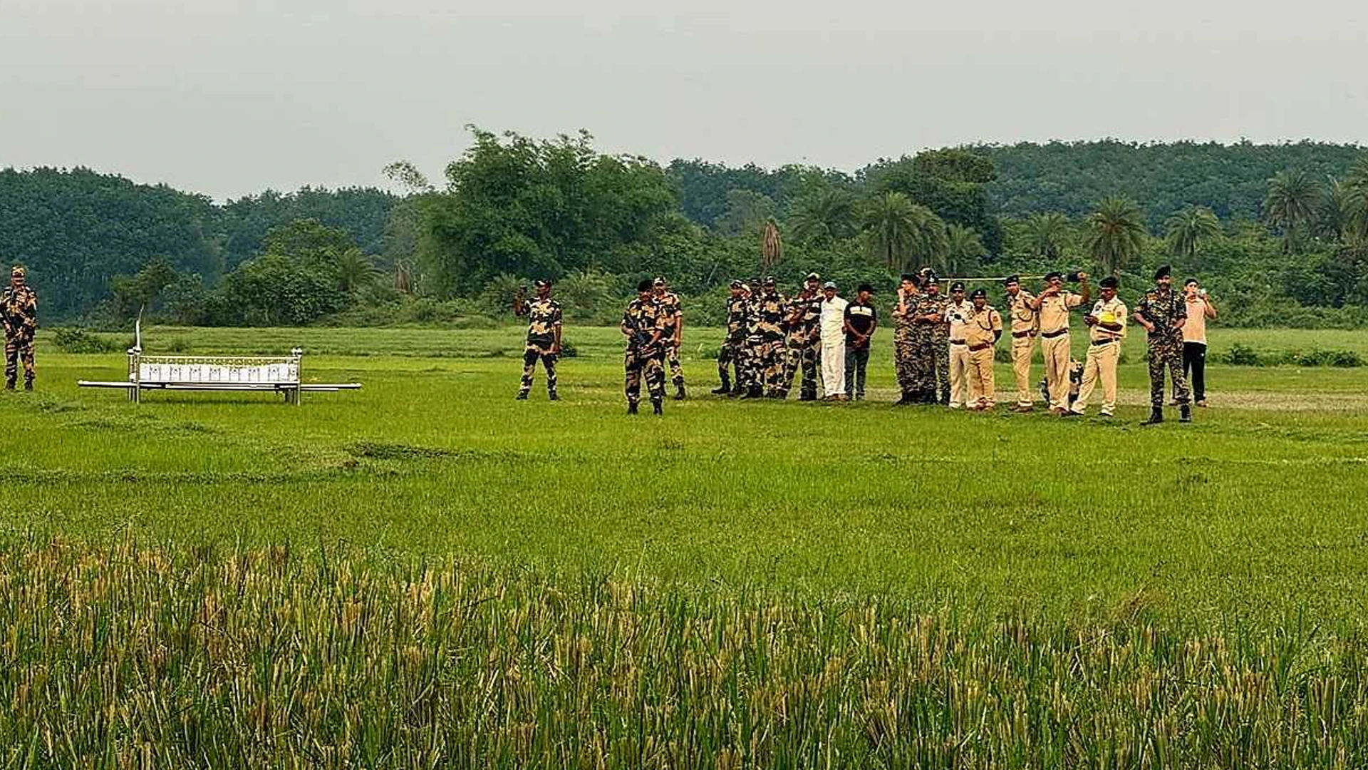 ১৮ ঘণ্টা পর দুই বাংলাদেশির মরদেহ ফেরত দিলো বিএসএফ