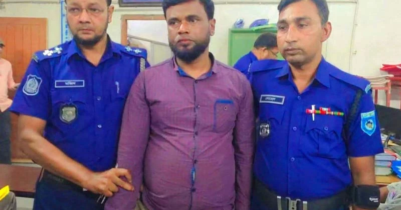 গাইবান্ধায় দুদকের পরিচয়ে প্রতারনার অভিযোগ আটক ১
