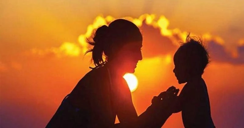 মমতা ও ত্যাগের প্রতীক মা