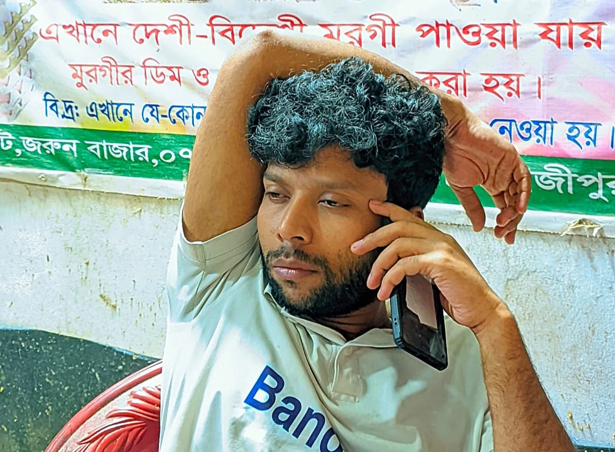 রক্ষক যখন ভক্ষক: গাজীপুরে মুরগি ব্যবসায়ীর কোটি টাকা আত্মসাতের অভিযোগ
