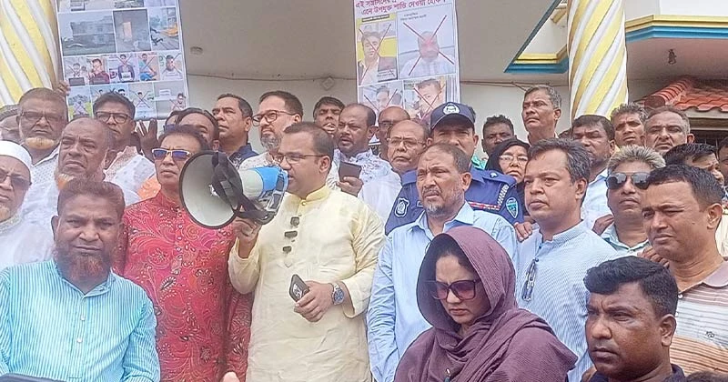 মেঘনা নদীর বালুখেকো, সন্ত্রাসী ও মাদককারবারিদের প্রতিহত করা হবে: ড. খন্দকার মারুফ