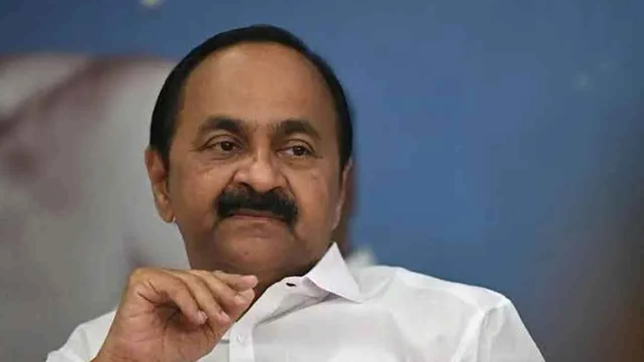 ১০ দিনের জল্পনার অবসান, কেরালার নতুন মুখ্যমন্ত্রী সতীশন