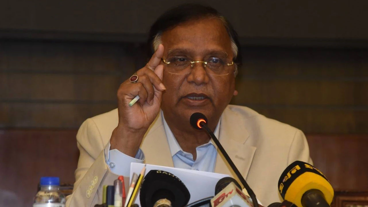 ‘টেলিফোনসহ বিভিন্ন ধরনের ক্যাবল লাইন মাটির নিচ দিয়ে নেওয়া হবে’