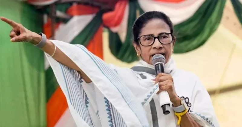 পশ্চিমবঙ্গে ‘বুলডোজার রাজনীতি’ চলবে না, হুঁশিয়ারি মমতার