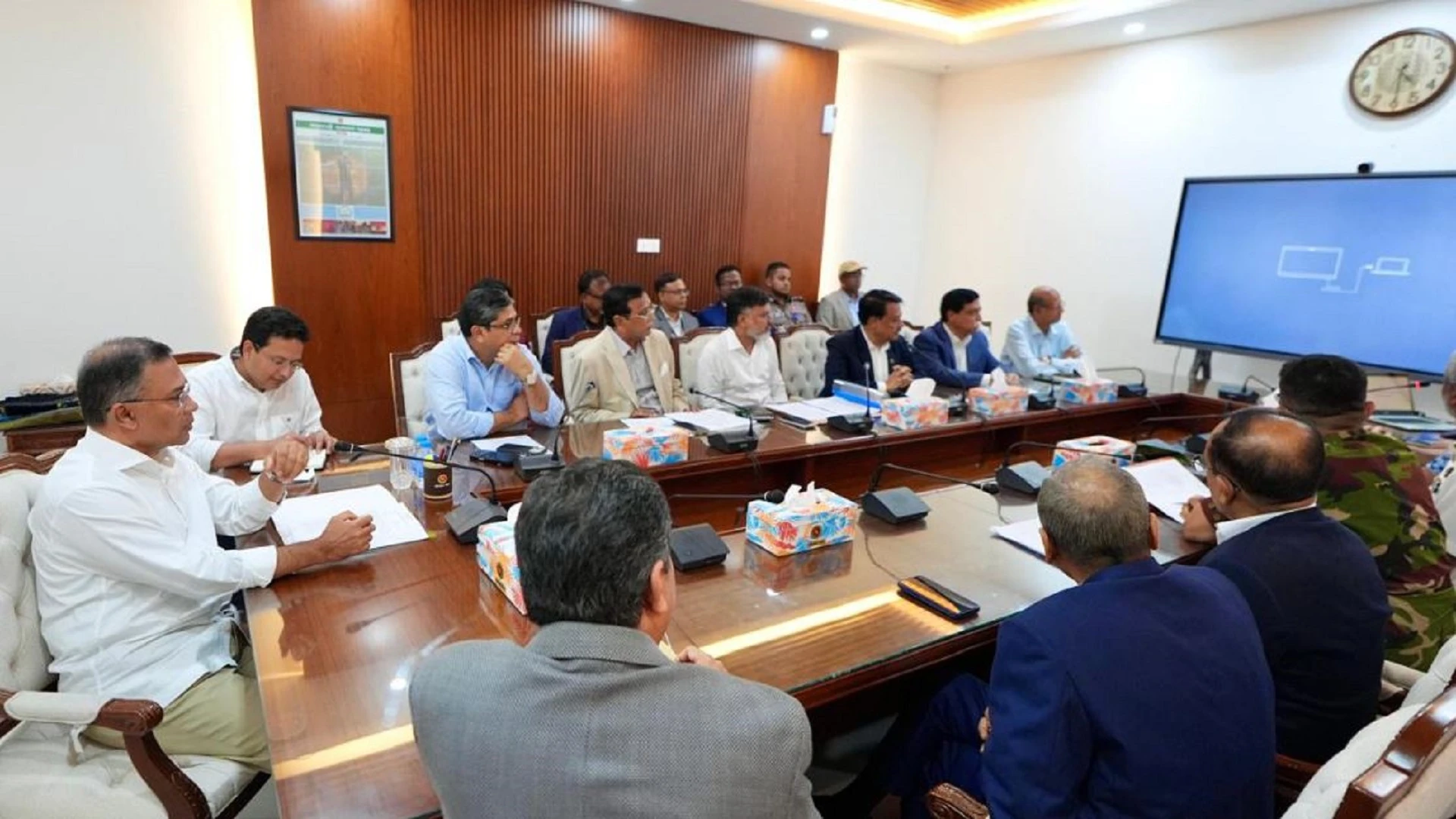 প্রধানমন্ত্রীর সভাপতিত্বে গুলশান-বারিধারা লেক উন্নয়নে বৈঠক