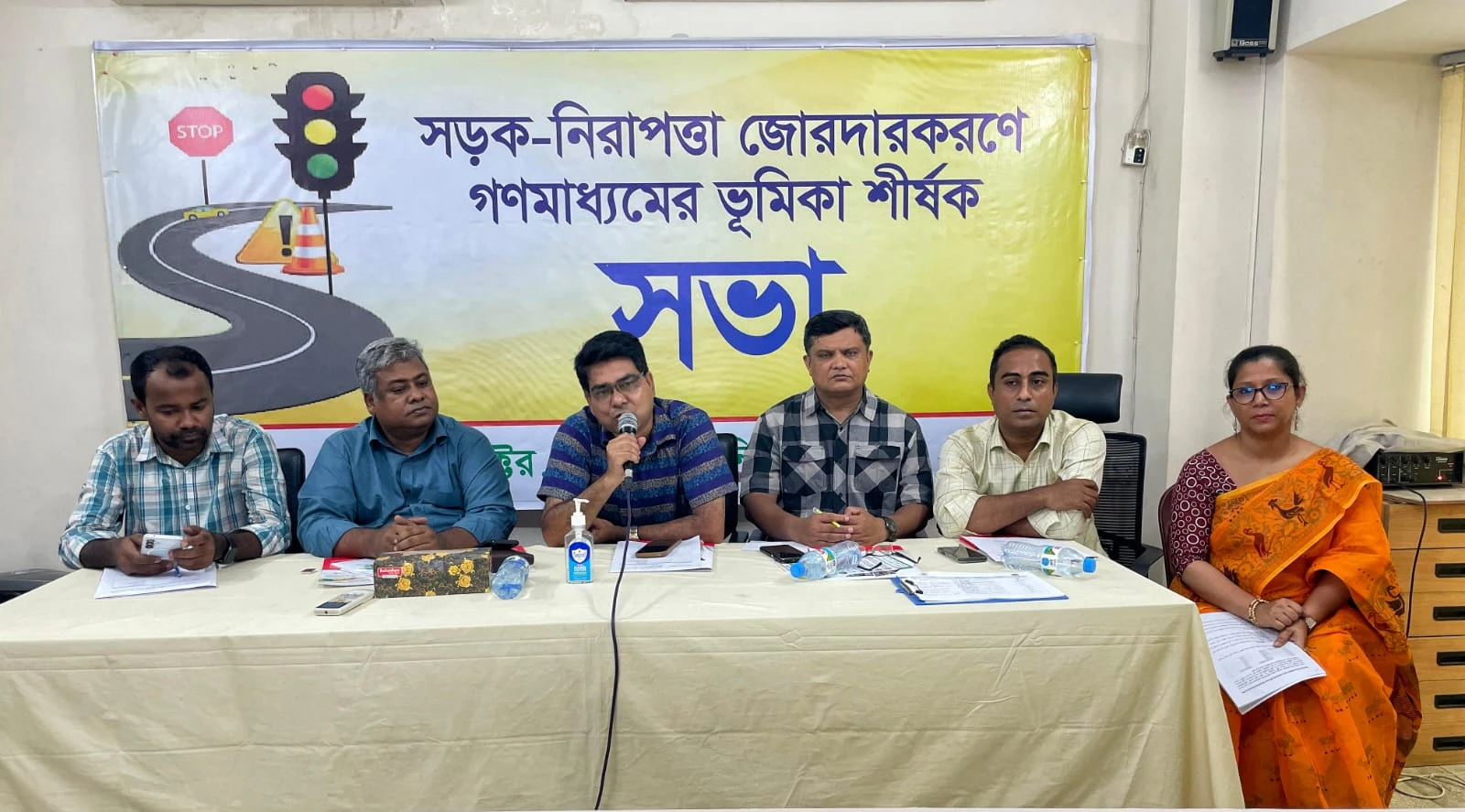 নিরাপদ ঈদযাত্রায় ফিটনেসবিহীন যানবাহন চলাচল বন্ধের সুপারিশ