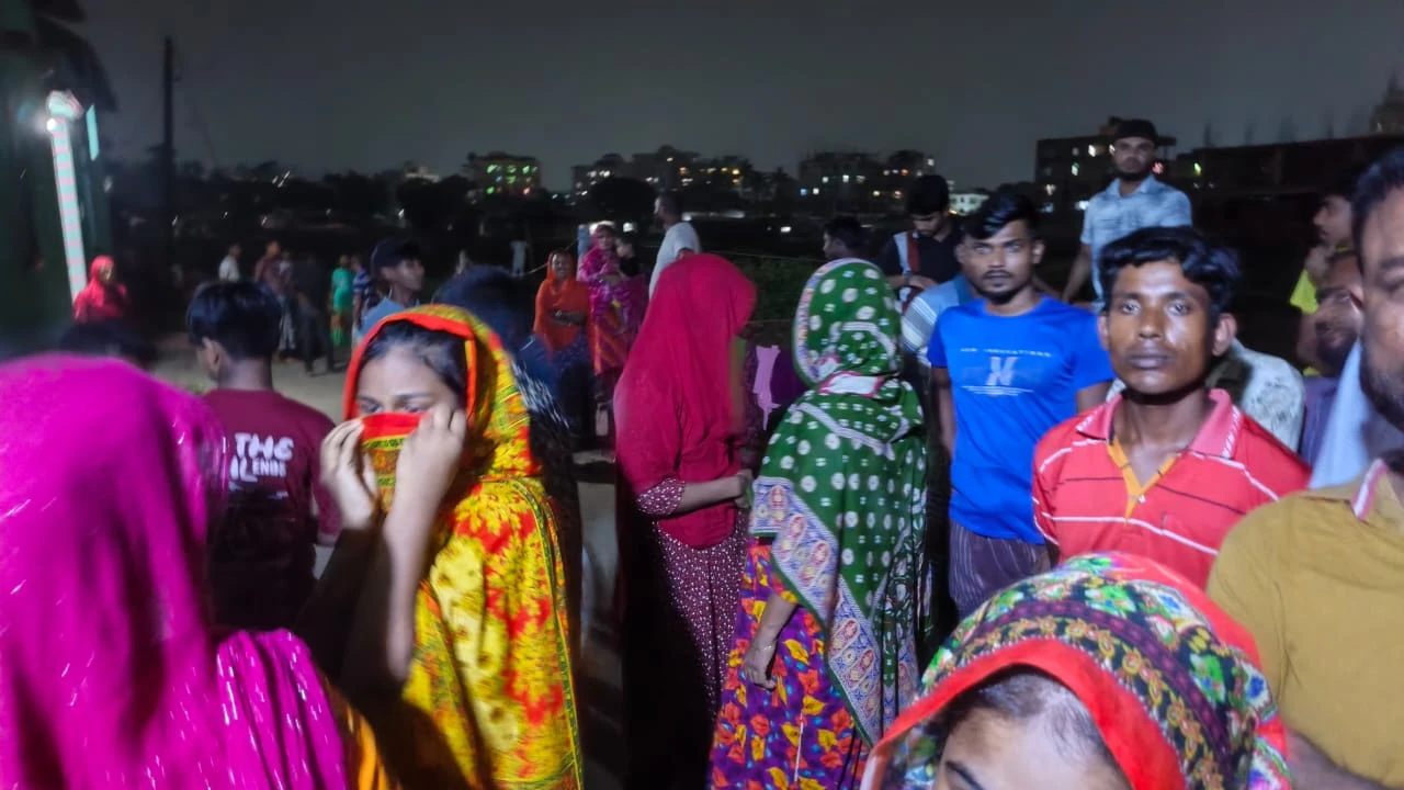 তালাবদ্ধ ঘর থেকে গৃহবধূর পোড়া মরদেহ উদ্ধার, স্বামী ও কেয়ারটেকার আটক