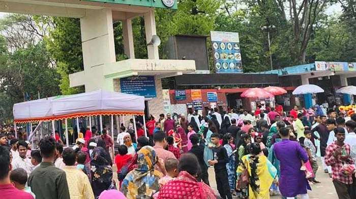 রাজধানীর বিনোদন কেন্দ্রগুলো ঈদের জন্য প্রস্তুত