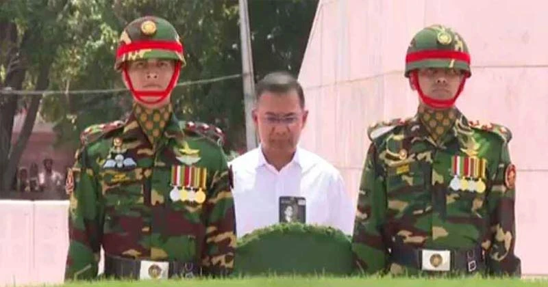 শহীদ প্রেসিডেন্ট জিয়াউর রহমানের সমাধিতে প্রধানমন্ত্রীর শ্রদ্ধা
