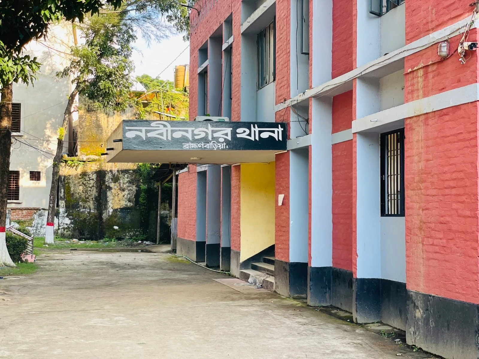 নবীনগরে দুই পক্ষের সংঘর্ষে আহত ১০, দুইজনের অবস্থা আশঙ্কাজনক