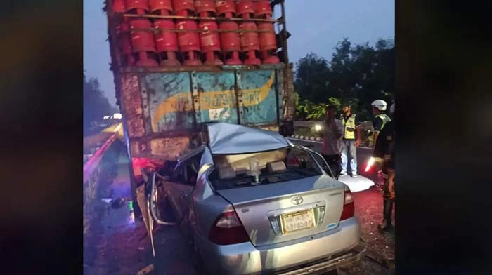 প্রবাসী ছেলেকে নিয়ে বাড়ি ফেরা হলো না মায়ের, একই পরিবারের ৪ জনের মৃত্যু