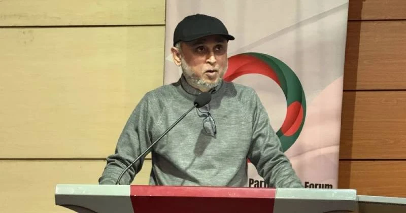 এমনসব মানুষজন কথা বলতেছে, এদের উত্তর দিলেও ইজ্জত থাকেনা: সরয়ার ফারুকী