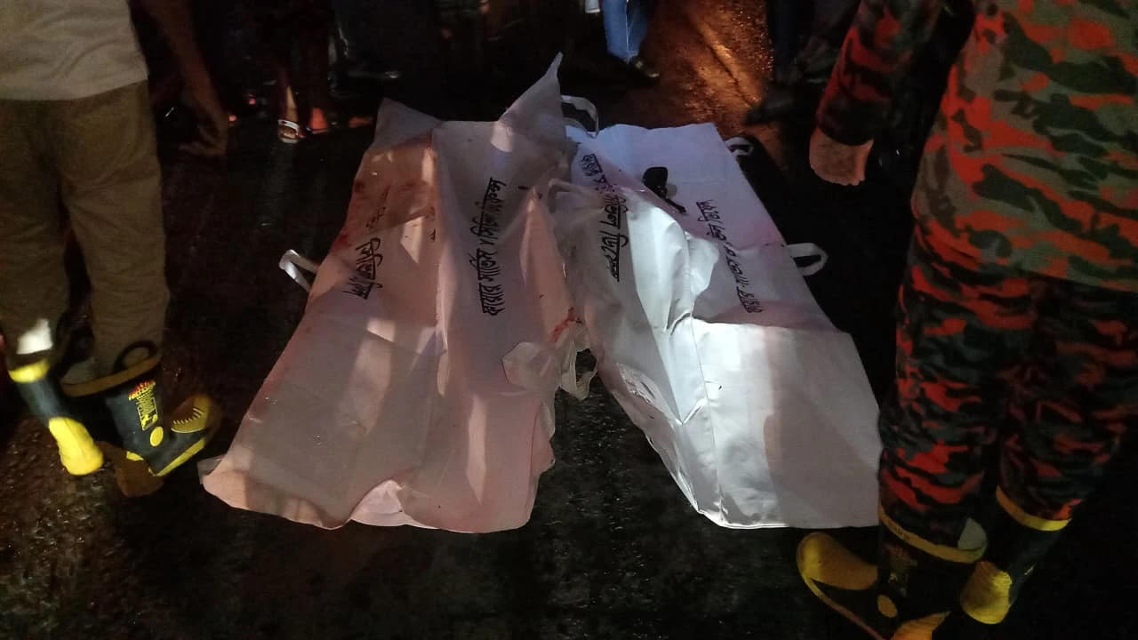 ঈশ্বরদীতে সড়ক দুর্ঘটনায় শিশুসহ নিহত ২