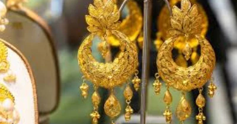 ধ্বস নেমেছে দেশে সোনার বাজারে