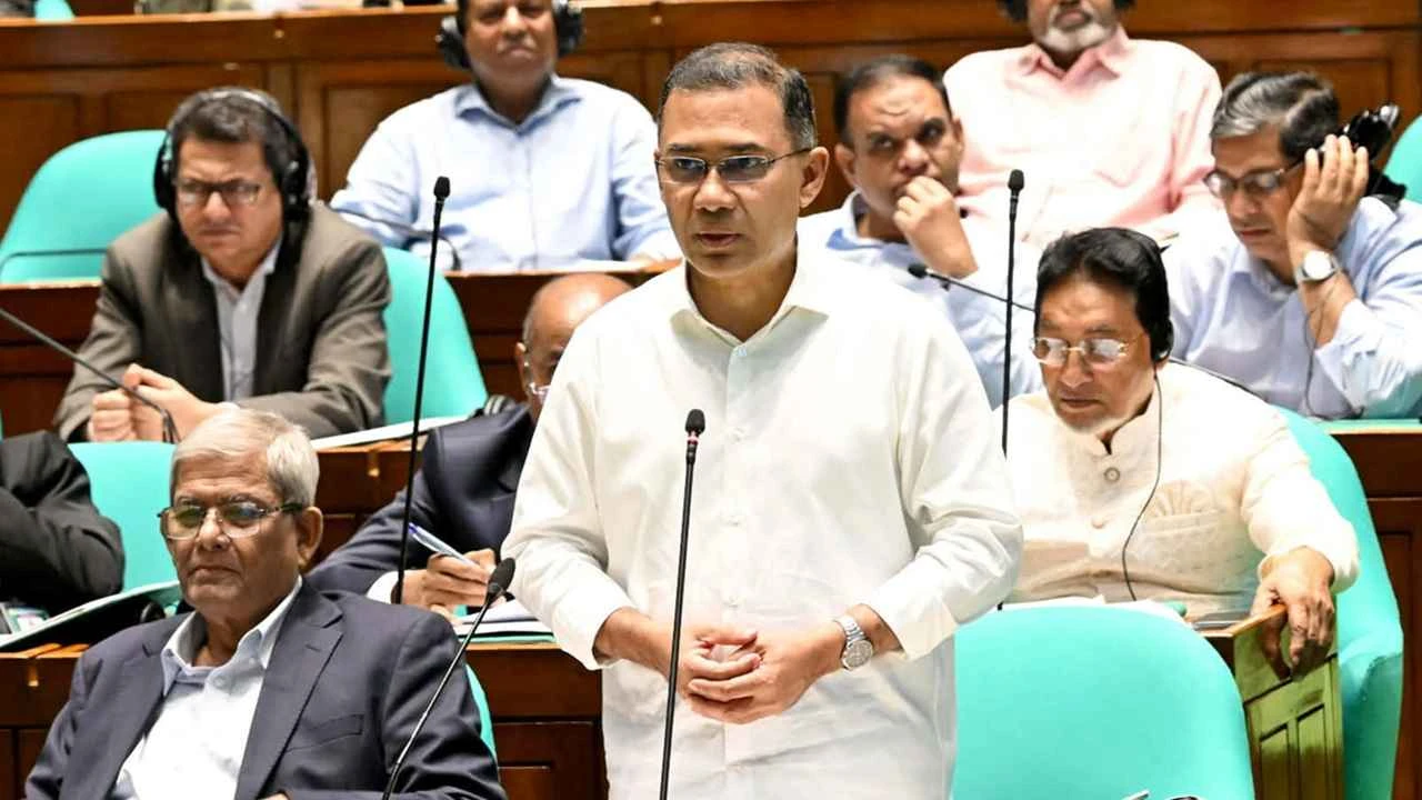 প্রশাসনিক কার্যক্রমে দক্ষতা ও স্বচ্ছতা ও জবাবদিহি নিশ্চিত করতে হবে: প্রধানমন্ত্রী