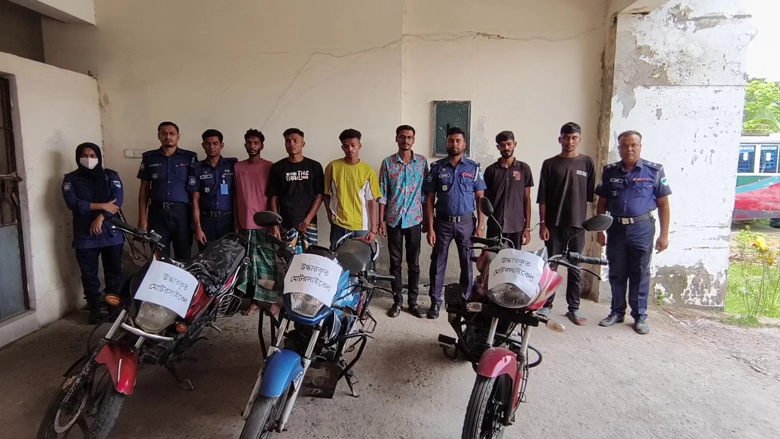 পুলিশের জালে আন্তঃজেলা মোটরসাইকেল চোর চক্র, গ্রেপ্তার ৬