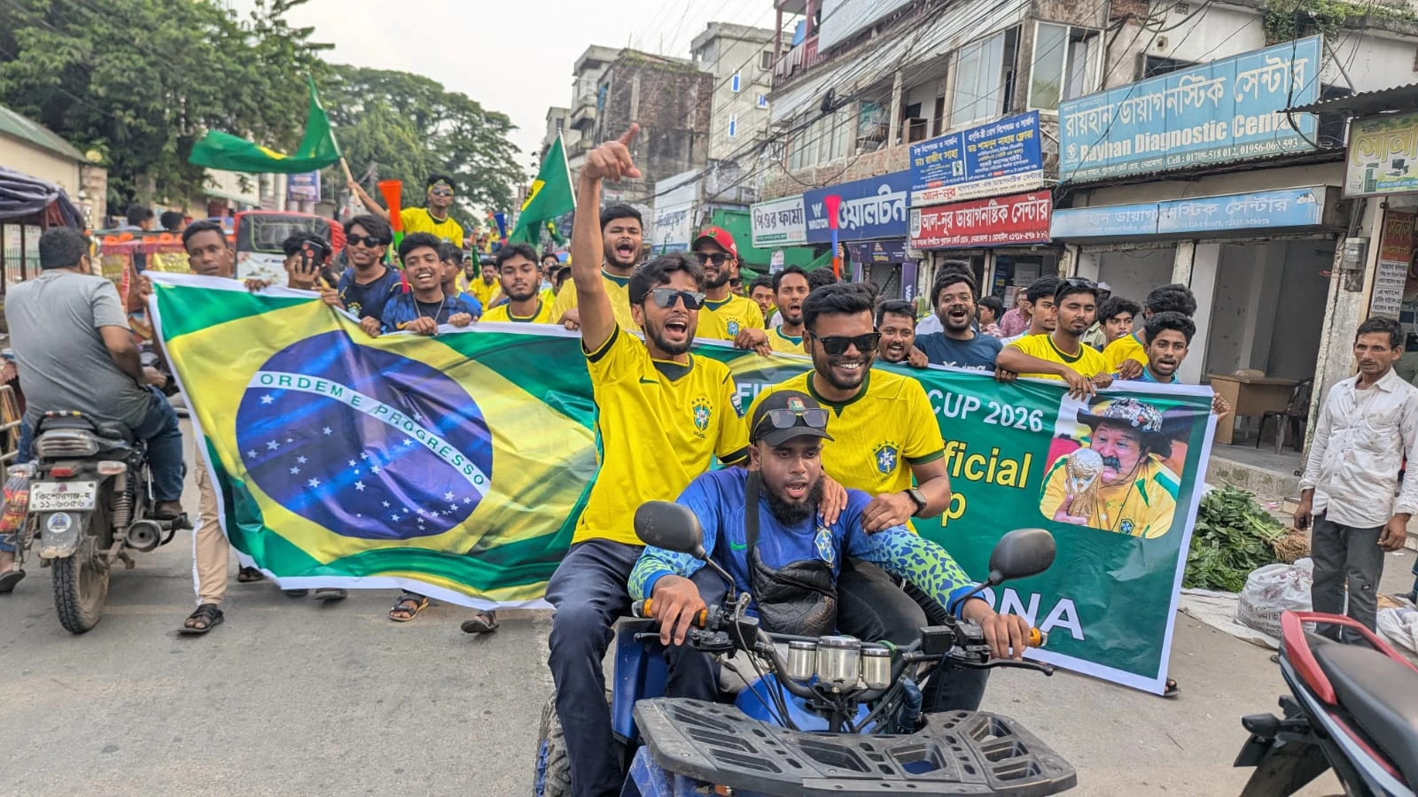 নেত্রকোনায় ব্রাজিল সমর্থকদের আনন্দ শোভাযাত্রা