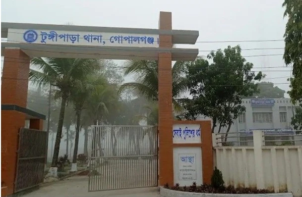 টুঙ্গিপাড়ায় আওয়ামী লীগ নেতা বীর মুক্তিযোদ্ধা জাহাঙ্গীর হোসেন শেখ গ্রেফতার