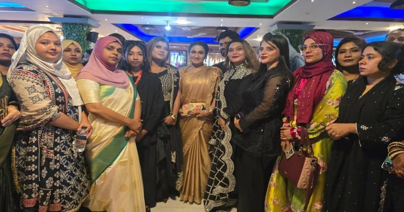 গাজীপুরে দেশ-বিদেশের মেকআপ আর্টিস্টদের অংশগ্রহণে দিনব্যাপী প্রশিক্ষণ