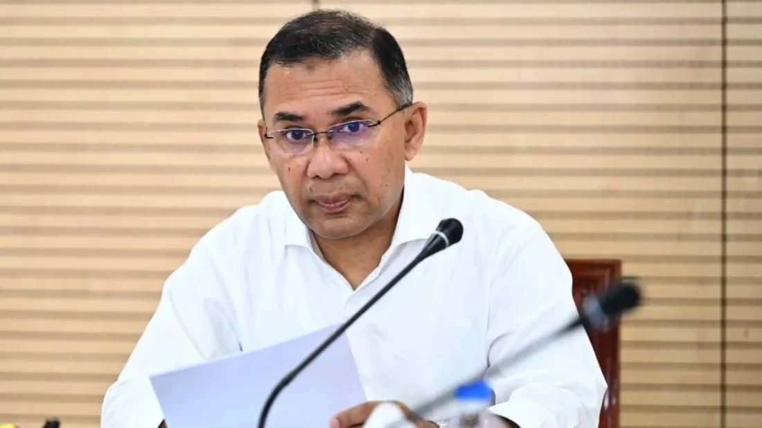 সরকারের তোষামোদ নয়, জনগণের সামনে সত্য তুলে ধরতে হবে: প্রধানমন্ত্রী