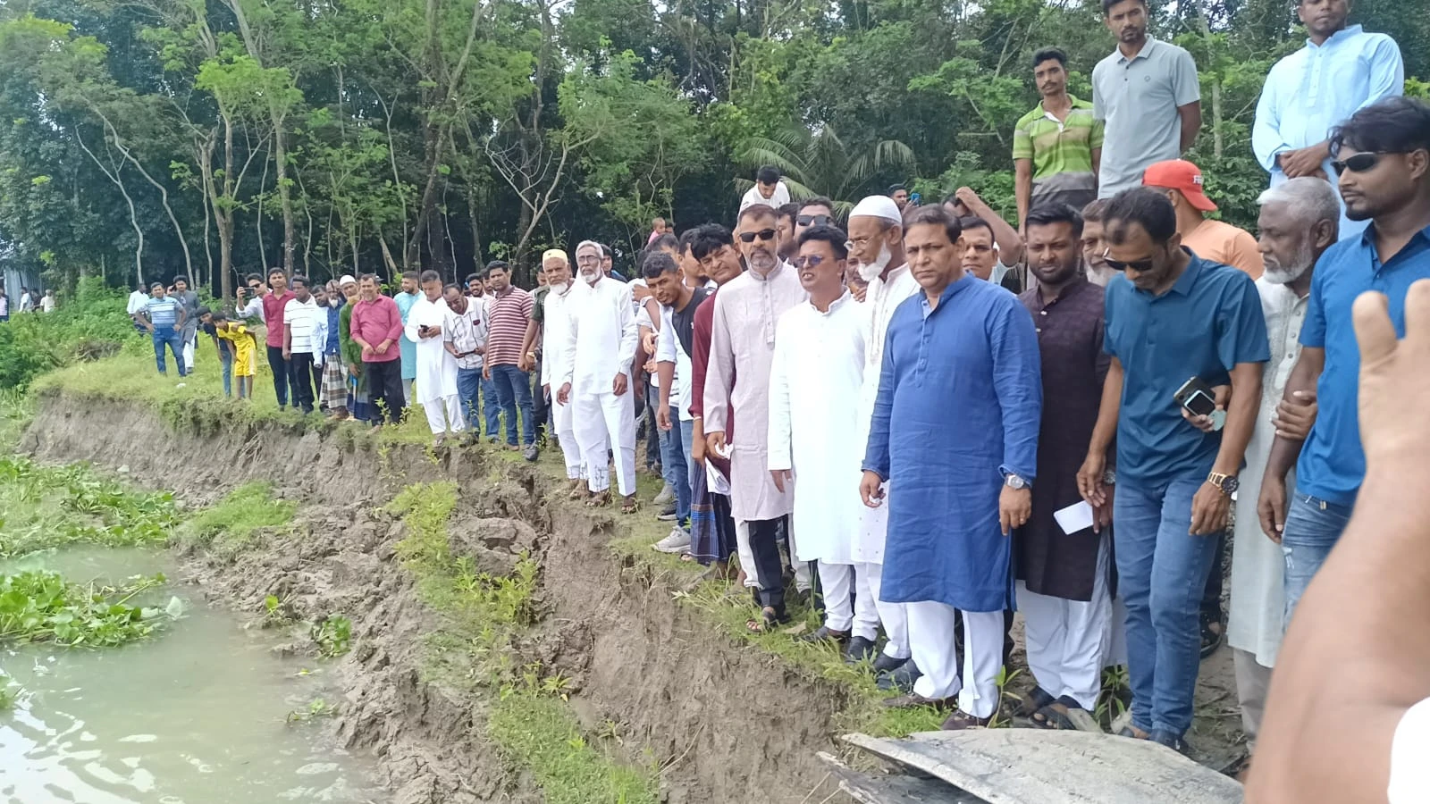 বর্তমান সরকার নদী ভাঙন রোধে কাজ করছে: এমপি খোকন তালুকদার