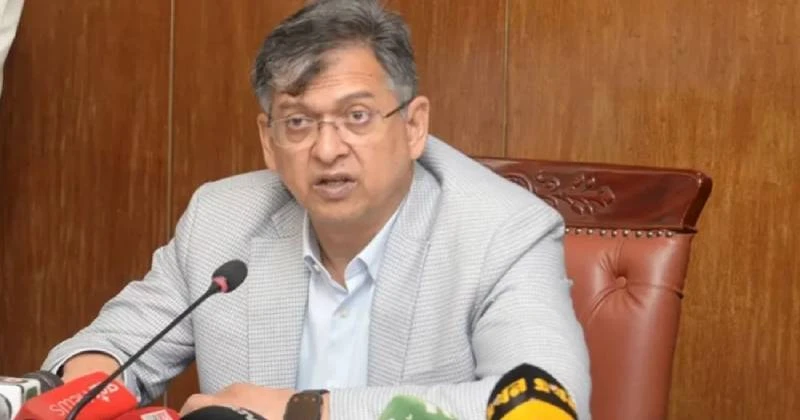 আ’লীগের প্রতিষ্ঠাবার্ষিকী ঘিরে  সতর্ক থাকার নির্দেশ স্বরাষ্ট্রমন্ত্রীর
