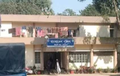 রৌমারীতে ধর্ষণ চেষ্টার অভিযোগে ইউপি সদস্য জাকির গ্রেপ্তার