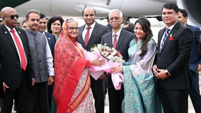 দুই দিনের রাষ্ট্রীয় সফরে নয়াদিল্লিতে প্রধানমন্ত্রী